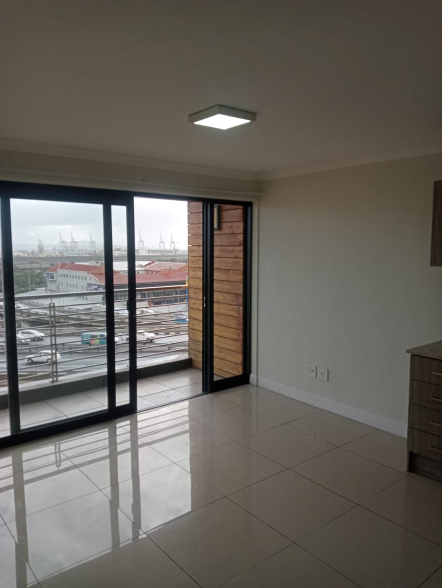 2 Bedroom Property for Sale in Zonnebloem Western Cape